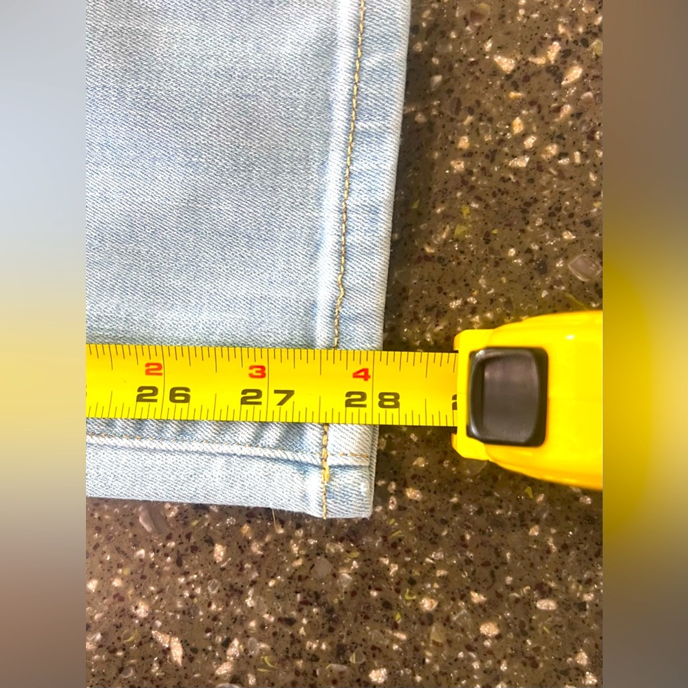Universal Thread Medium Wash High Rise Skinny Jeans | Denim | Classic - Picture 11 of 11